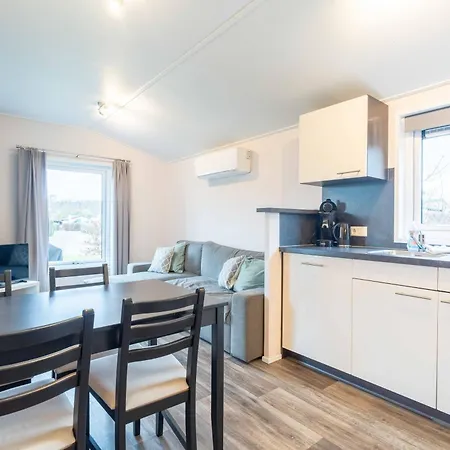 Feriehus Charmantes Tiny House In Guels