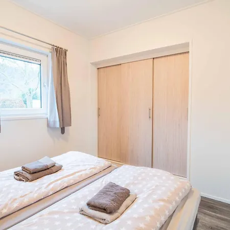 Vakantiehuis Charmantes Tiny House In Guels *