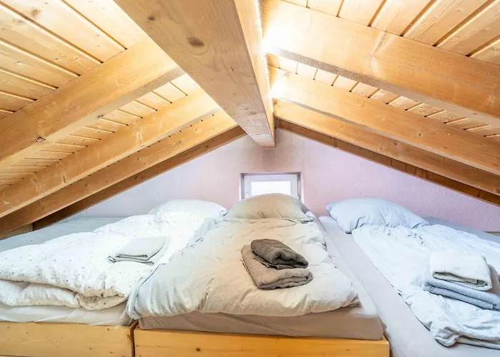 Casa de Férias Charmantes Tiny House In Guels